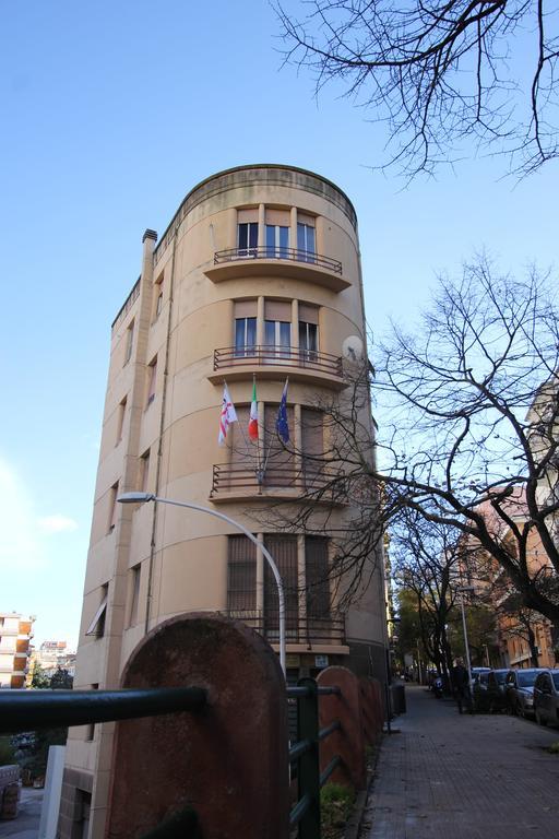 Bed 'N Books Bed and Breakfast Sassari Exterior foto