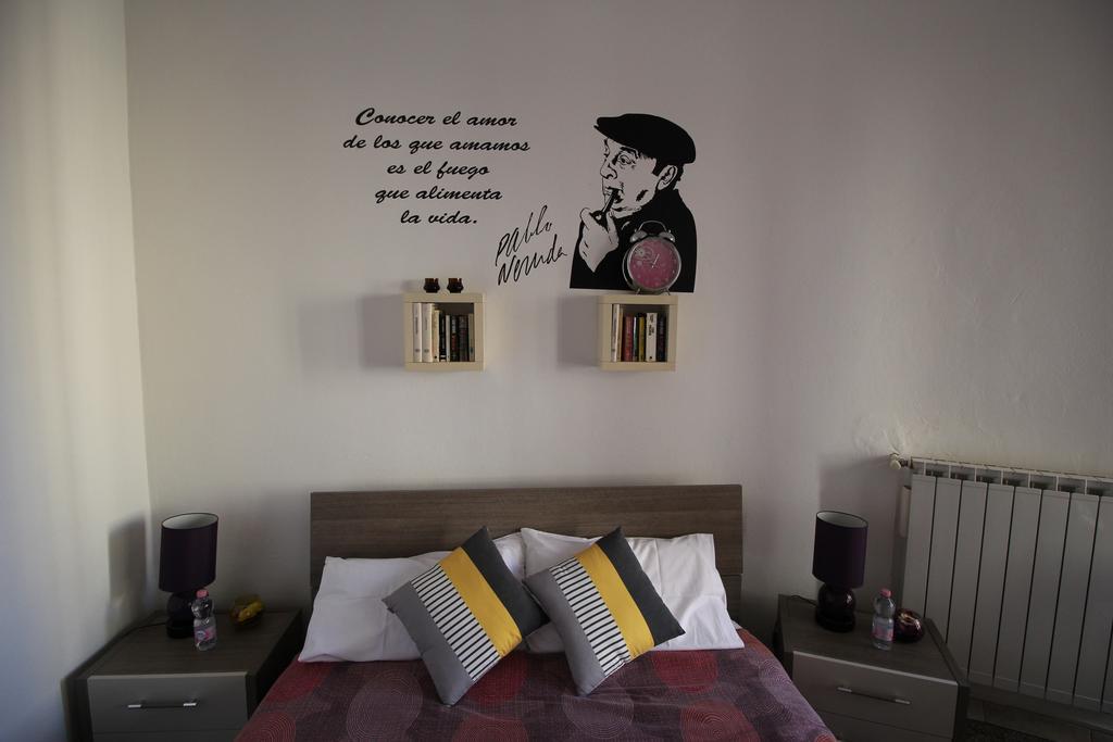 Bed 'N Books Bed and Breakfast Sassari Exterior foto